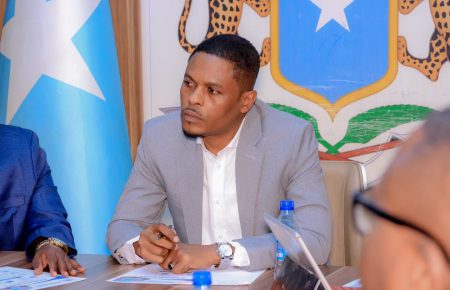 Dowladda Soomaaliya oo Mucaaradka U Furtay Wada-hadal, Balse Digniin Adag ka Soo Saartay Dhaqdhaqaaqyada Hubeysan